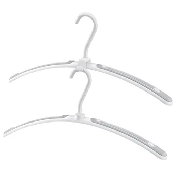 CONNECTING HOOKS FOR CLOTHES HANGERS