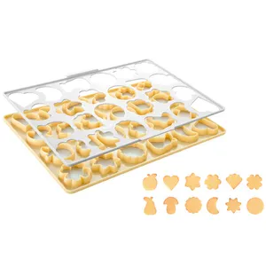 TRADITIONAL COOKIE CUTTING SHEET
